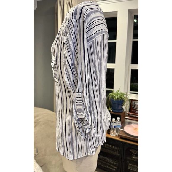 Faith And Joy Rayon Roll Tab Sleeve Striped Light Shirt Fits Like Large (xl Tag) - Picture 3 of 7
